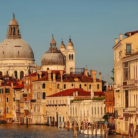 Апартаменты Wow 5 Min From San Marco Венеция