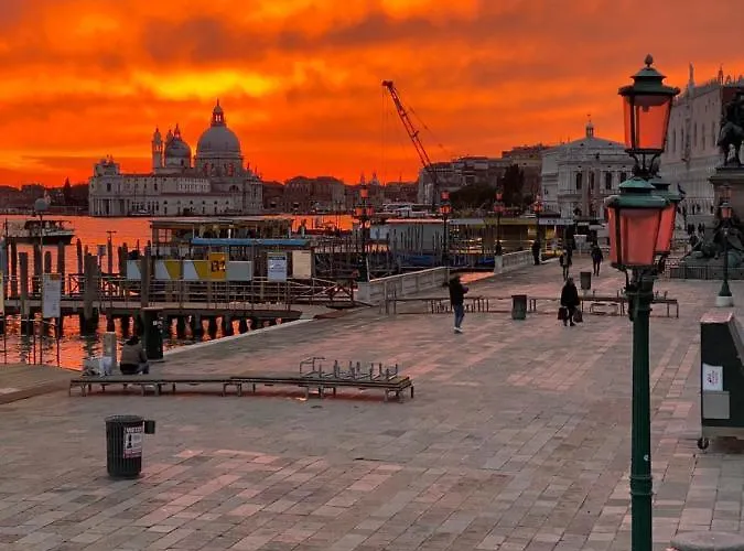 Appartement Wow 5 Min From San Marco